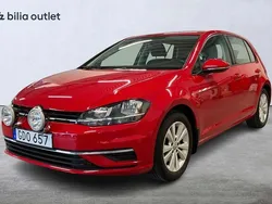 Röd Begagnad 2017 VW Golf VII Halvkombi | 114 800 kr (Marknadspris)