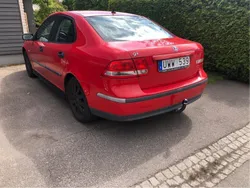 Röd Begagnad 2004 Saab 9-3 Sedan | 12 000 kr (Bra pris)