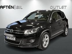 Svart (deep black pearl effect) Begagnad 2016 VW Tiguan R-line SUV | 154 800 kr (Superpris)
