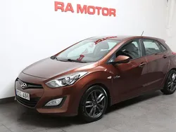 Brun Begagnad 2012 Hyundai i30 Select Halvkombi | 79 900 kr (Marknadspris)
