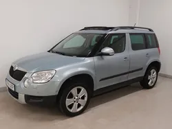 Ljusblå (blå) Begagnad 2012 Skoda Yeti Experience SUV | 114 990 kr (Marknadspris)