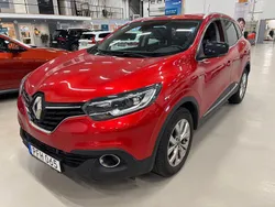 Röd Begagnad 2018 Renault Kadjar LIMITED SUV | 169 000 kr (Marknadspris)
