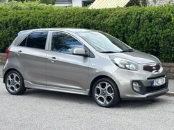 Grå Begagnad 2015 Kia Picanto Halvkombi | 65 000 kr (Marknadspris)