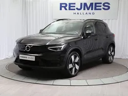 Svart Begagnad 2023 Volvo XC40 Core SUV | 459 500 kr