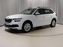 Vit Begagnad 2023 Skoda Kamiq SUV | 224 900 kr (Bra pris)