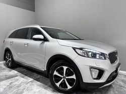 Grå Begagnad 2015 Kia Sorento SUV | 174 900 kr (Lite dyr)