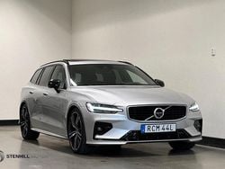 Silver (silver metallic) Begagnad 2019 Volvo V60 R-Design Kombi | 299 900 kr (Lite dyr)