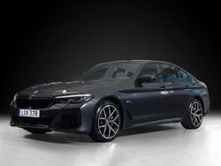 Sophistogrå metallic Begagnad 2023 BMW 530 M Sport Sedan | 489 000 kr