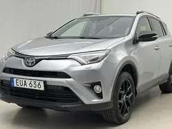 Silver Begagnad 2018 Toyota RAV4 Edition SUV | 182 000 kr