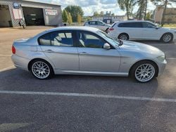 Grå Begagnad 2010 BMW 320 Comfort Edition Sedan | 59 900 kr (Bra pris)