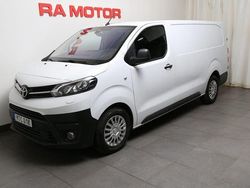 Vit Begagnad 2023 Toyota Proace Minibuss | 309 900 kr (Marknadspris)