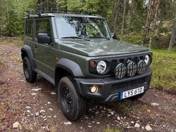 Grön Begagnad 2021 Suzuki Jimny SUV | 319 500 kr