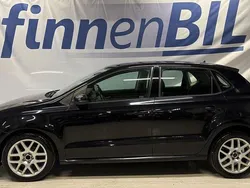 Svart Begagnad 2010 VW Polo Halvkombi | 37 500 kr (Marknadspris)