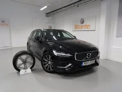 Svart Begagnad 2021 Volvo V60 Inscription Kombi | 329 900 kr (Bra pris)