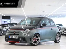 Svart Begagnad 2017 Abarth 595C Cab | 169 900 kr