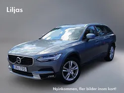 Grå Begagnad 2019 Volvo V90 CC SE Kombi | 299 000 kr (Marknadspris)
