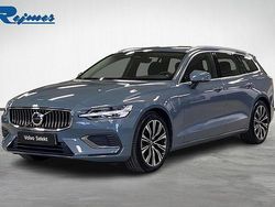 Grå Begagnad 2022 Volvo V60 Core Kombi | 354 900 kr (Marknadspris)