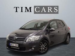 Mörkgrå Begagnad 2010 Toyota Auris Plus Halvkombi | 52 999 kr (Marknadspris)