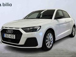 Vit Begagnad 2023 Audi A1 Sportback Halvkombi | 219 900 kr