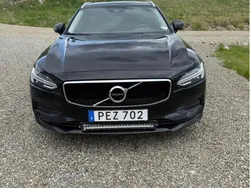 Svart Begagnad 2017 Volvo V90 Momentum Kombi | 145 000 kr (Bra pris)