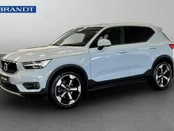 Blå Begagnad 2019 Volvo XC40 Momentum SUV | 319 900 kr (Lite dyr)