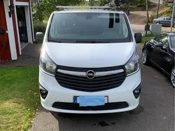 Vit Begagnad 2016 Opel Vivaro Van | 100 000 kr (Bra pris)