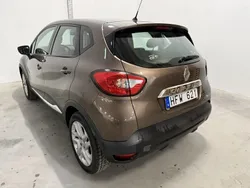 Brun Begagnad 2014 Renault Captur SUV | 79 900 kr (Bra pris)