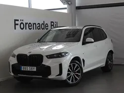 Vit Begagnad 2024 BMW X5 M Sport SUV | 999 000 kr