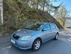 Blå Begagnad 2002 Toyota Corolla Halvkombi | 26 900 kr (Marknadspris)