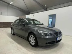 Grå Begagnad 2006 BMW 523 Sedan | 79 900 kr (Marknadspris)