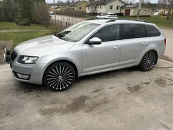 Silver Begagnad 2016 Skoda Octavia Ambition Kombi | 75 000 kr (Superpris)