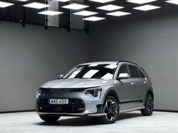 Grå Begagnad 2022 Kia e-Niro Advance SUV | 349 900 kr