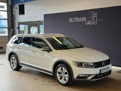 Vit Begagnad 2018 VW Passat Alltrack Executive Kombi | 199 900 kr (Marknadspris)