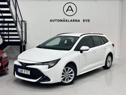 Vit Begagnad 2023 Toyota Corolla Active Kombi | 269 900 kr (Marknadspris)