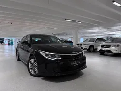 Svart Begagnad 2016 Kia Optima Hybrid Sedan | 199 900 kr (Lite dyr)