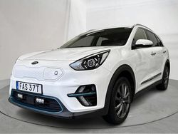 Vit Begagnad 2021 Kia e-Niro 2 SUV | 209 000 kr (Bra pris)