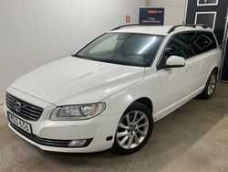 Vit Begagnad 2016 Volvo V70 Momentum Kombi | 105 900 kr (Bra pris)