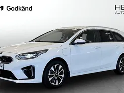 Vit (white) Begagnad 2020 Kia Ceed Sportswagon Advance Kombi | 204 900 kr (Marknadspris)