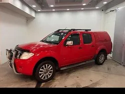 Röd Begagnad 2011 Nissan Navara Pickup | 115 500 kr (Marknadspris)