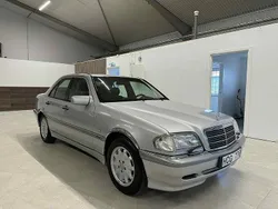 Ljusgrå Begagnad 1997 Mercedes C200 Elegance Sedan | 69 900 kr