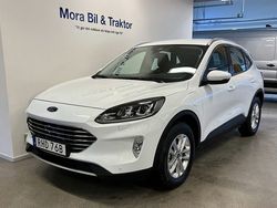 Vit Begagnad 2021 Ford Kuga Titanium SUV | 379 900 kr