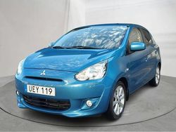 Ljusblå Begagnad 2015 Mitsubishi Space Star | 80 000 kr