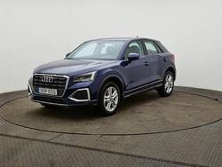Blå Begagnad 2024 Audi Q2 Advanced SUV | 279 900 kr (Marknadspris)