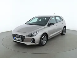 Brun Begagnad 2017 Hyundai i30 Premium Sedan | 185 000 kr (Lite dyr)