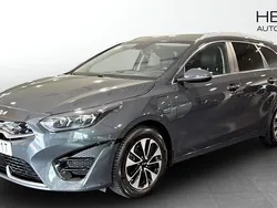 Grå metallic Begagnad 2023 Kia Ceed Sportswagon Advance Kombi | 289 900 kr (Dyr)