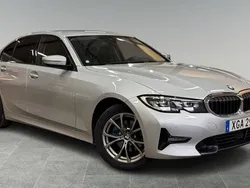 Silver Begagnad 2019 BMW 320 Sport Line Sedan | 289 900 kr (Marknadspris)