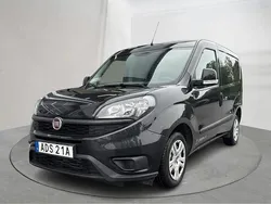 Svart Begagnad 2020 Fiat Doblò Minibuss | 105 000 kr (Marknadspris)