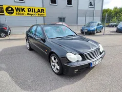 Svart Begagnad 2003 Mercedes C180 Avantgarde Sedan | 26 900 kr (Bra pris)