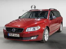 Röd Begagnad 2014 Volvo V70 Momentum Kombi | 139 900 kr (Marknadspris)