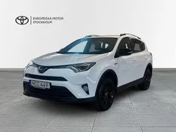Vit Begagnad 2018 Toyota RAV4 Hybrid Edition SUV | 239 800 kr (Marknadspris)